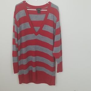 18/20 deep v-neck long sleeve red and grey swaeter